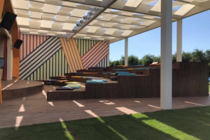 Ahşap Cabana, Yürüyüş Yolu, Doğal Ot kaplama, Spor Alanı, İroco Deck Döşeme
